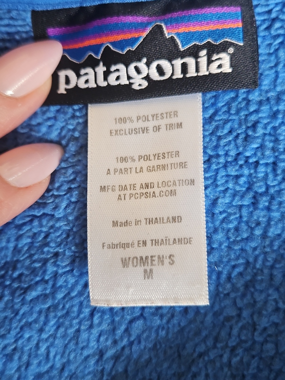 Patagonia Woman's Blue Quarter-Zip Fleece Pullover - Picture 8 of 8
